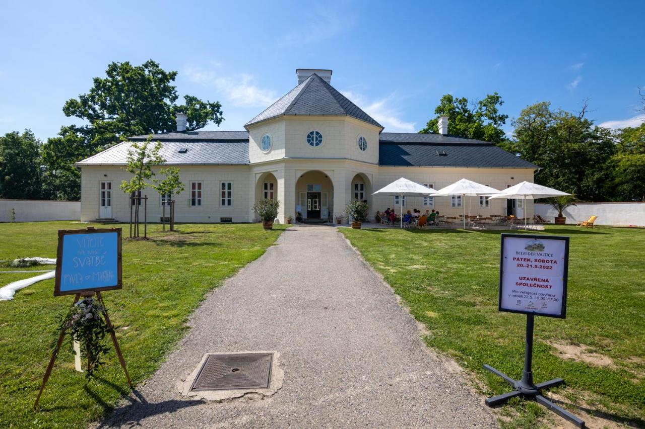 Penzion Alenka Valtice Exteriér fotografie