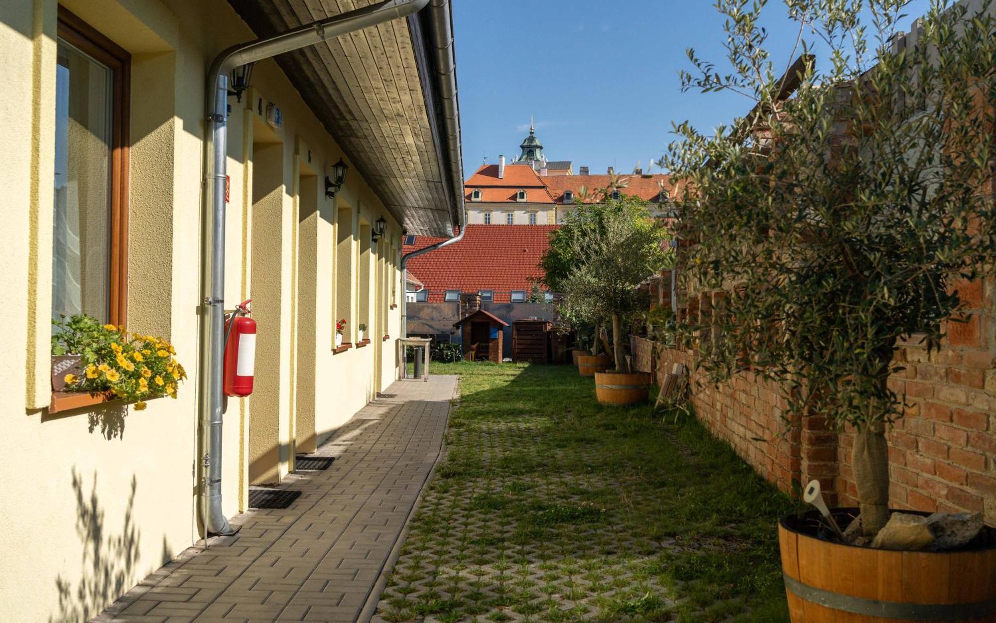 Penzion Alenka Valtice Exteriér fotografie